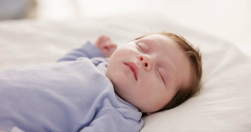 Cómo dormir a un bebé: guía completa con tips, posiciones y rutinas efectivas - Mustela Mexico - 1