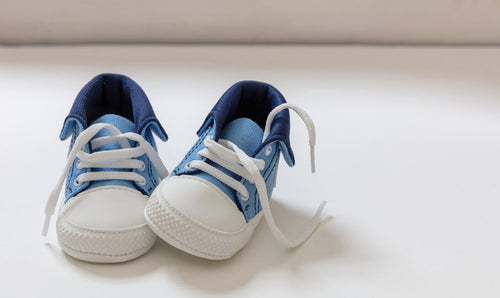 Primeros zapatos del bebé: guía para elegir la talla y tipo ideal - Mustela Mexico - 1